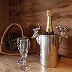Chalet Mit Eigener Sauna Im Vital Camp Bayerbach